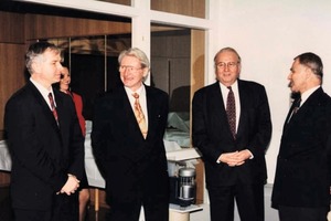 Bild 2: Geschäftsführer mit Prof. Steimle 1992 (Dr. Herzog, Prof. Dr. G. Heinrich, Prof. Dr. F. Steimle, Dr.-Ing. P. König) 