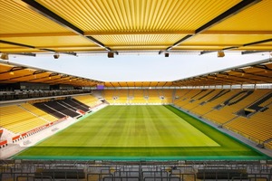  Genau 32 960 Steh- bzw. Sitzplätze stehen im neuen Stadion für die Besucher zur Verfügung   