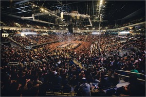  … kann sich die „O2 World Arena“ für ein Rock-Konzert verwandeln  