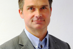  Dr. Jens Lampert 