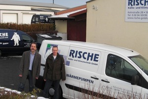  Henry Rische und Peter Krautkrämer aus der Eifel vor dem neuesten Peugeot-„Expert“ 