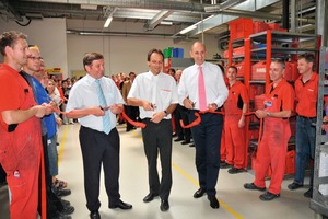  Bei der Einweihung: Bebras Bürgermeister Horst Groß, Leiter Geräteservice Josef Wenig und Geschäftsführer Jörg Kampmeyer (v.l.n.r.) 