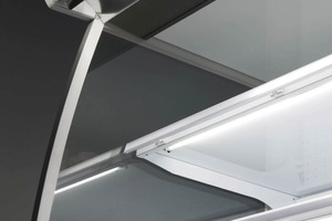  Leuchtstoffröhren an Decken und Regalböden des Kühlmöbels sind heute Standard 