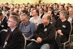  Die Referenten während der Podiumsdiskussion 