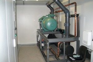  L&amp;R-Split-Kältemaschine im Container fertig montiert, Schaltschrank mit Siemens-SPS 