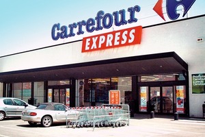  In Spanien besitzt Carrefour zwei Supermarkt-Typen: Carrefour Express mit großen Verkaufsflächen sowie Carrefour City, der sich hauptsächlich auf die Hauptstadt Madrid konzentriert 
