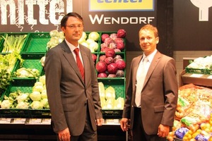  Jörg Straßburger, Vertriebs- und Marketingleiter, und Jörn Wissing, Key Account Manager (beide Epta Deutschland GmbH), können mit dem Edeka-Center in Voerde eine weitere CO2-Kälteanlage als Referenz vorweisen 